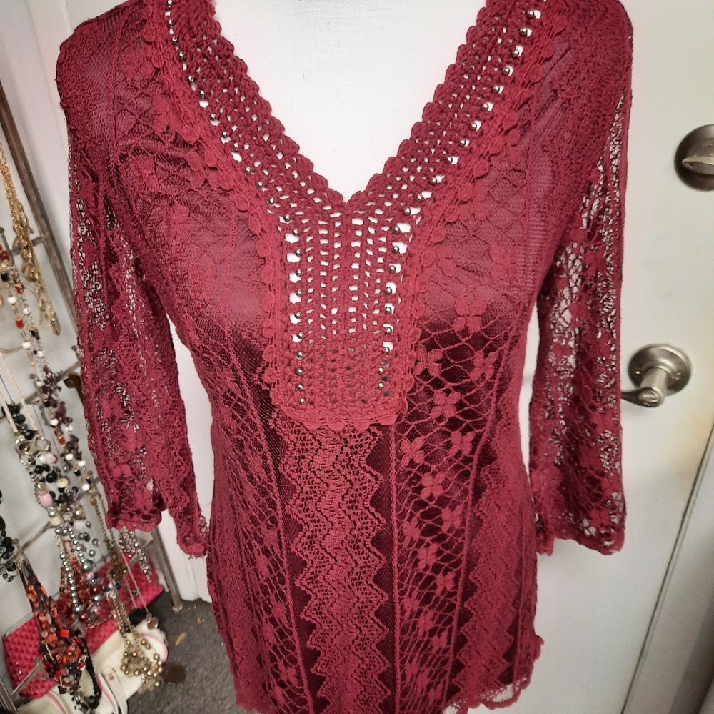 Top - Picture 2 of 6